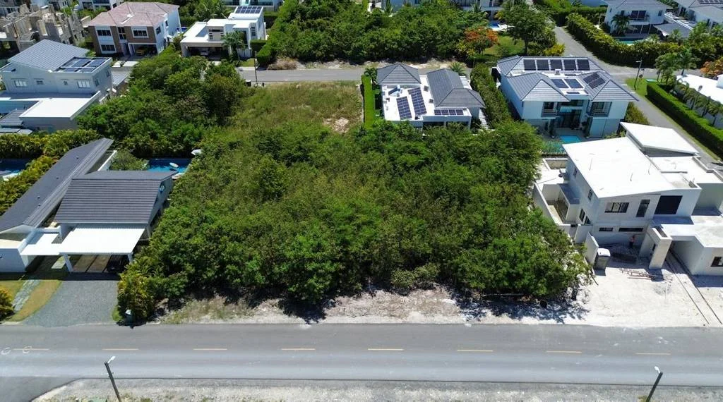 Fotografía 1 · Solar e Venta en Punta Cana Village - República Dominica