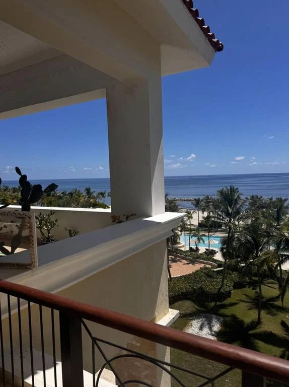 Apartamento con vista al mar en primera linea Cap Cana - Republica Dominicana