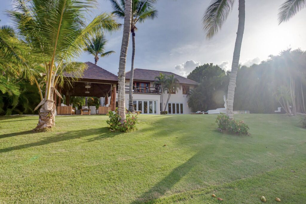 Villa en Venta Punta Cana Resort de 4 habitaciones vista al campo de golf